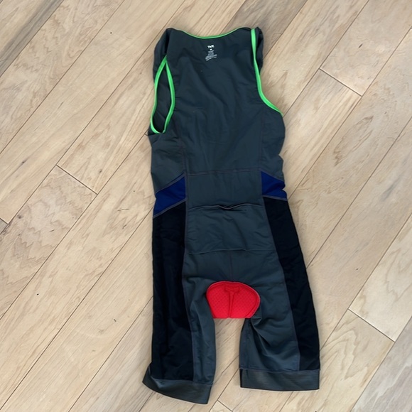 TYR M Comp Triathlon Suit Size Medium Lot Of 2 - Picture 6 of 7